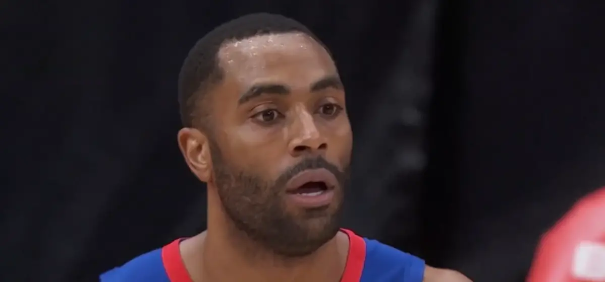 Wayne Ellington red-hot again with 25 points and eight 3-pointers