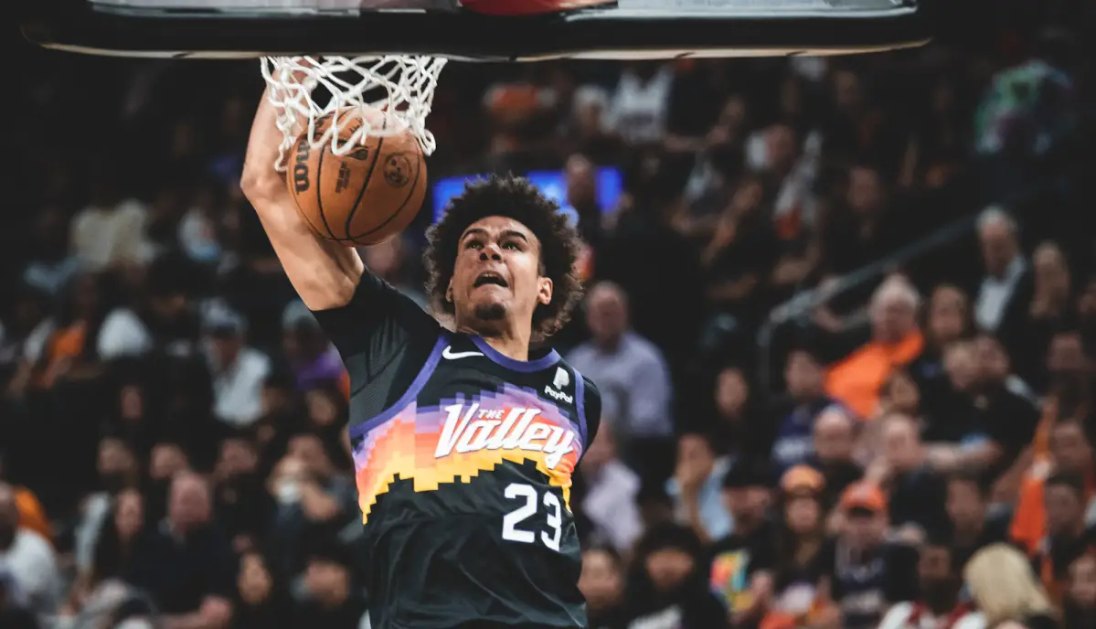 Tar Heels in NBA: Johnson's 17 help Suns beat Bullocks' Mavs; Green's 76ers fall